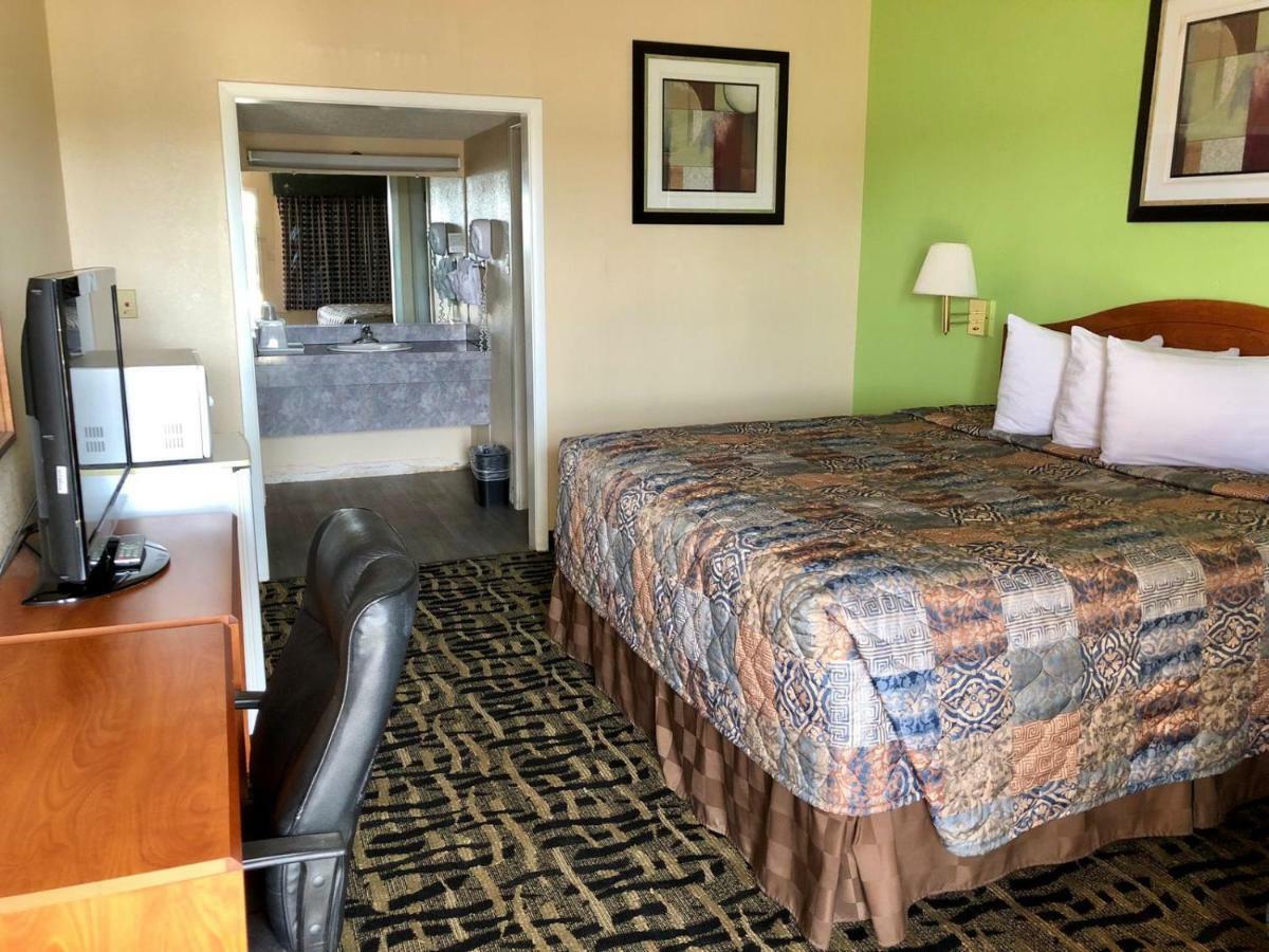 Lone Star Inn Lubbock Kültér fotó